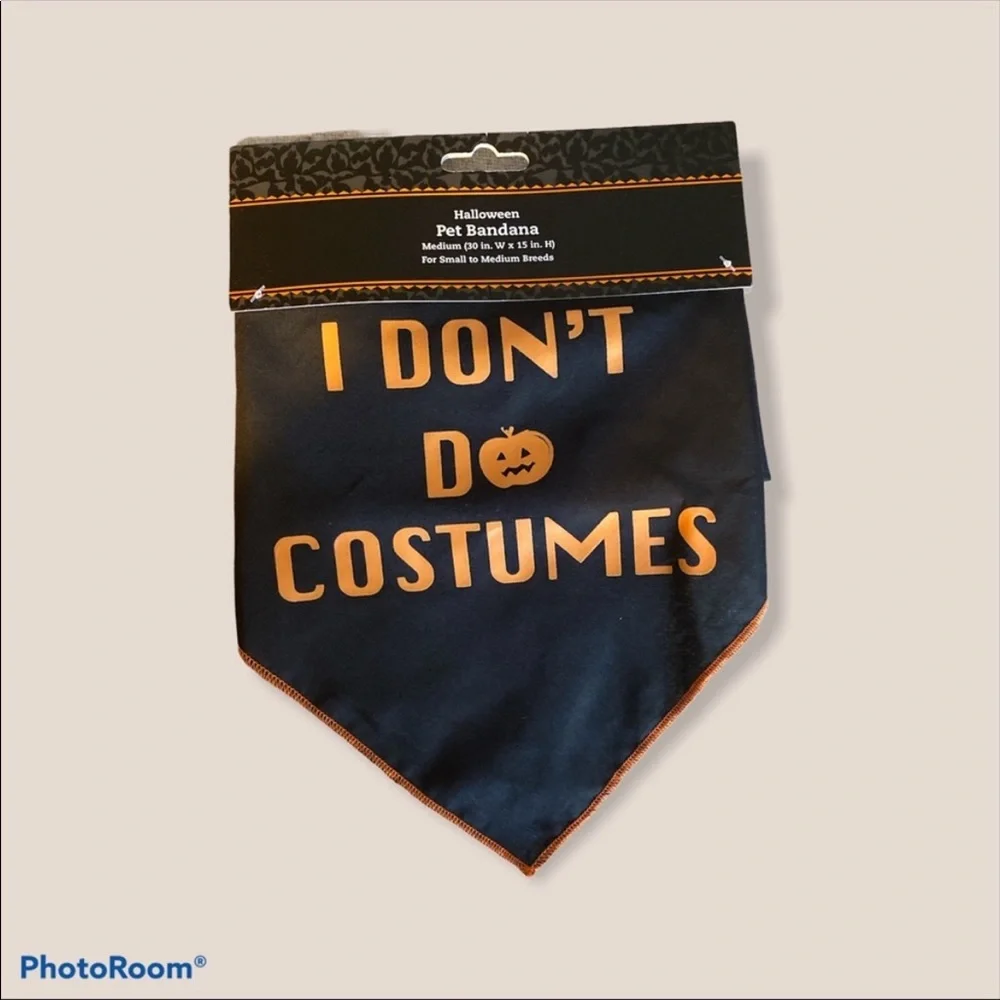 NEW Medium Bandana I Don’t Do Costumes small - medium dogs NWT